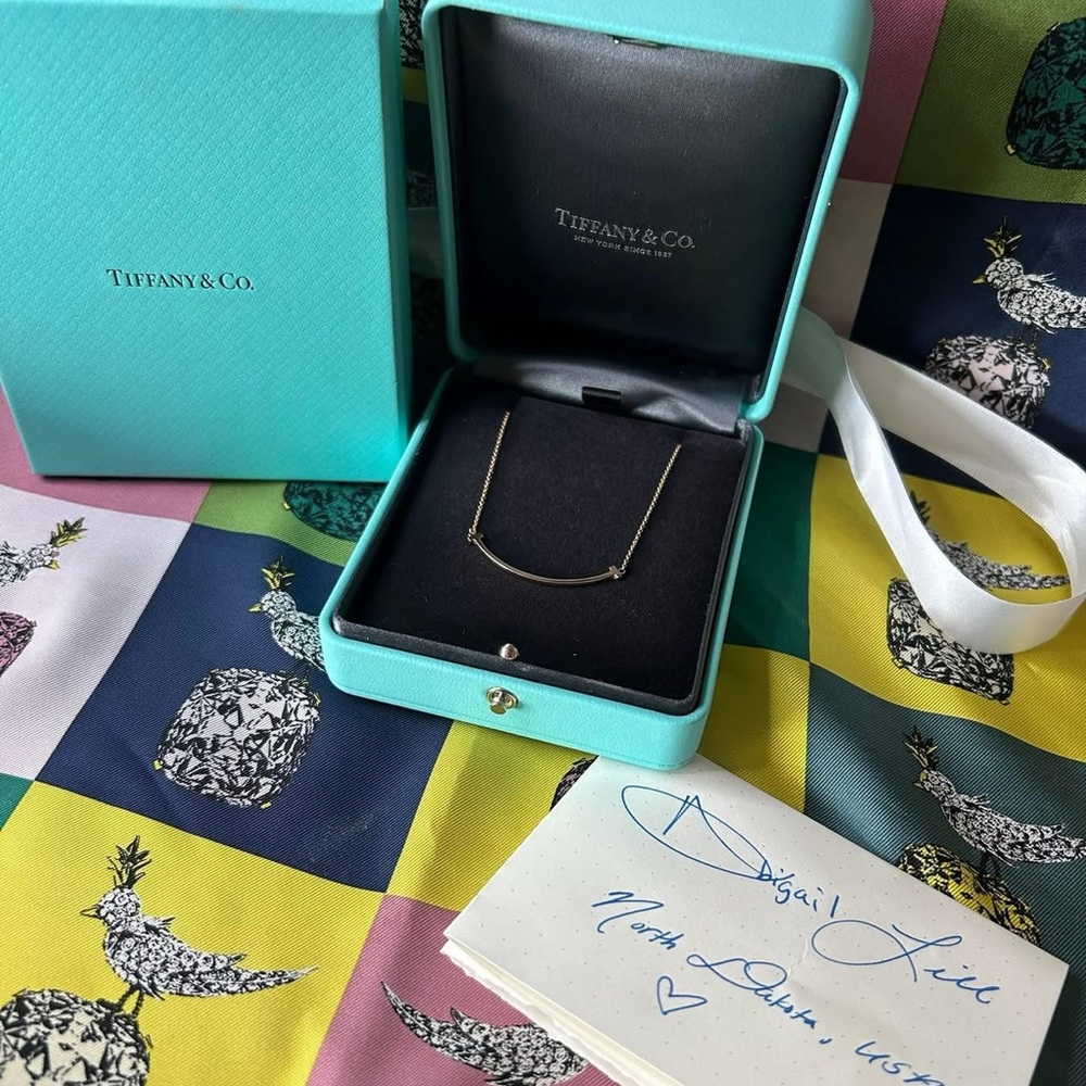 Tiffany & Co. Smile Necklace in rose gold
